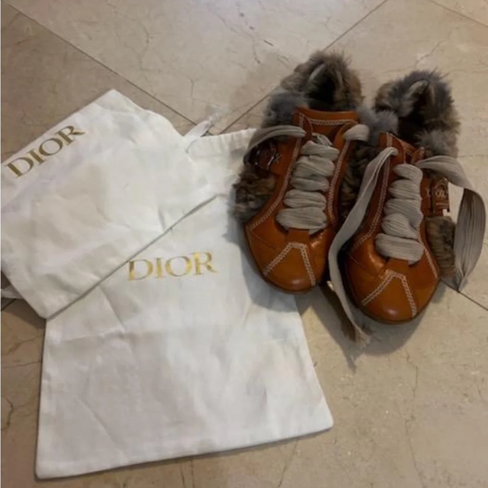 Dior fur & suede sneakers - Picture 3 of 7